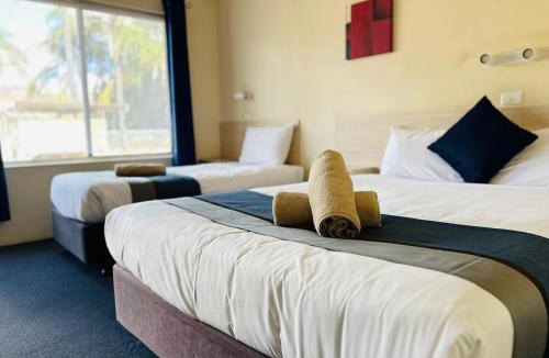 Gunnedah Hotel | Red Chief Motel
