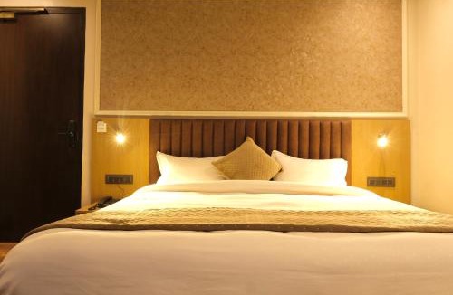 Moradabad Hotel | Red Sapphire Royale
