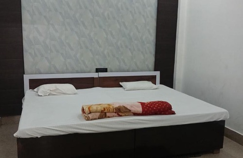 Karhal Hotel | Relex inn hotel and restaurant