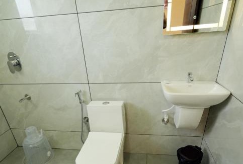 Sulthan Bathery Hotel | Revoura Heights Apartments