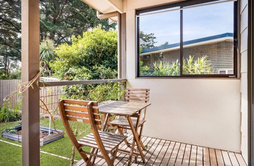 Rhyll House | Rhyll Rendezvous