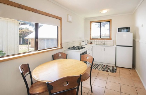 Augusta Cottage | Riverscape Cottage No.3 - Riverscape - unit 3 is an easy walk to the Blackwood River