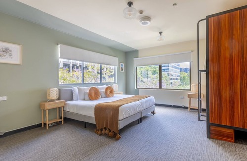 Brisbane Central Business District Hostel | Roamer Brisbane