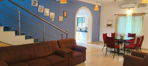 Morjim House | Rooms in the 4 Bedroom House, Morjim Beach 500 meters away
