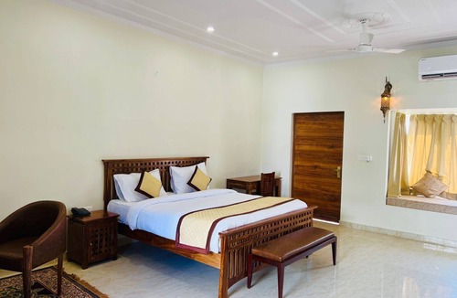 Kalwad Kalan and Khurd Hotel | Roop Garh Palace