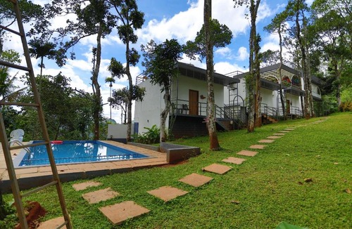 Devikolam Resort | Roots Munnar