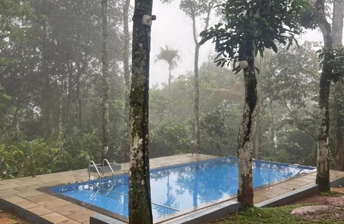Devikolam Resort | Roots Munnar