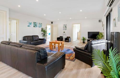 Rosebud House | Rosebud Group Getaway