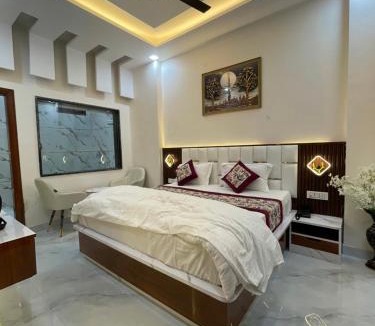 New Delhi Hotel | Royal guest house