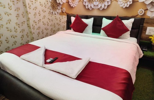 Veraval Hotel | Royal Mansion Hotel