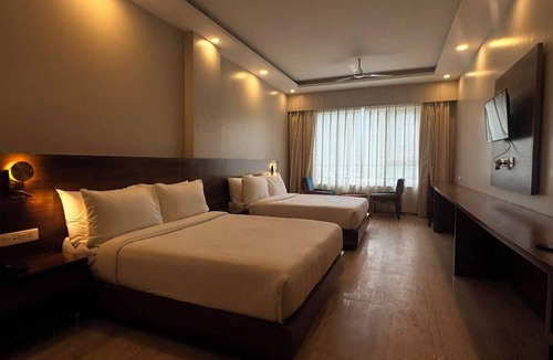Tapovan Hotel | Royalistiq