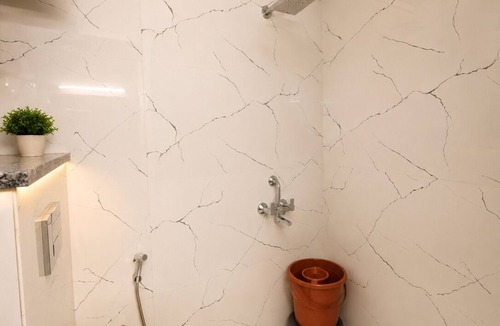 Sector 39 Apartment | Ryoko Home Medanta - Studios with Kitchen