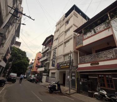 Koramangala Hotel | S M Hotel