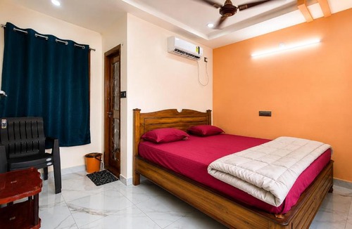 Pithapuram Hotel | Sai krishna residency