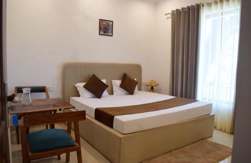 The Mall Road House | Sarins 'Mistville' 4BHK Villa Mall Road