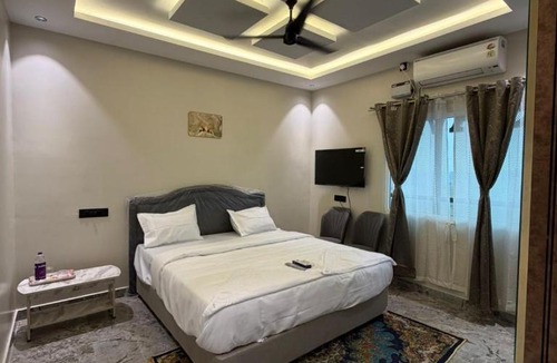 Madurantakam Hotel | Sasikala Residency