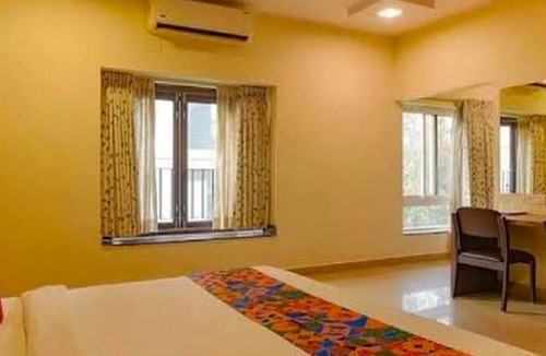 Nagavara Hotel | Savera inn
