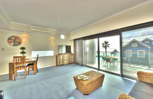 Mandurah Hotel | Sea Side 112
