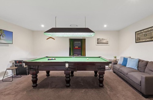 Broadbeach Waters House | Seaclusion Broadbeach