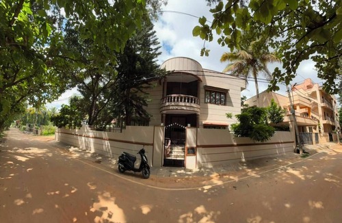 Bengaluru House | Serenity-Heaven 3 AC -bedroom luxurious villa in Byrathi- Gym-Barbecue, WiFi