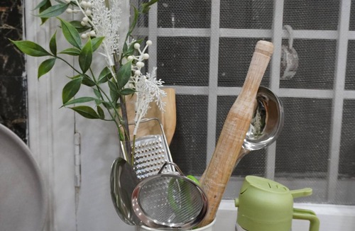 Agra Apartment | Shahatoot Stays For an experience as sweet as the shahatoot itself!