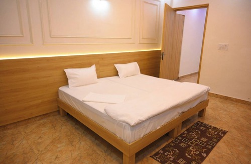 Kannauj Hotel | Shivaay Garden