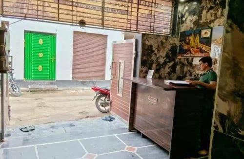Mahmoorganj House | Shree kashi vishwanath guest House