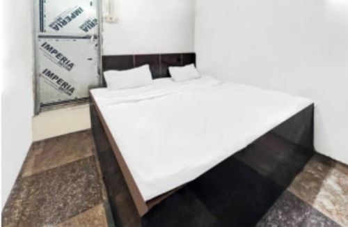 Jhansi House | Shree Radhe Krishna Guest House