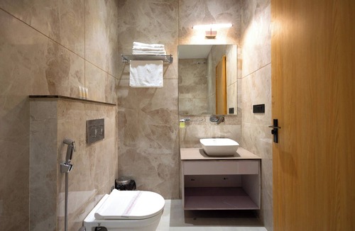 Sigra Hotel | Shri Govindam Banaras