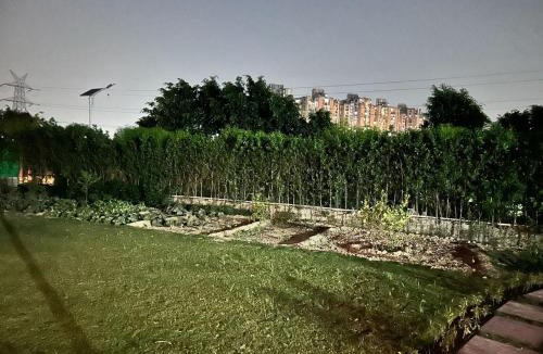 Noida House | Singhal's Farm House