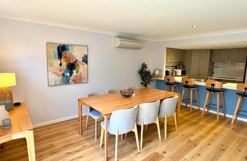 Broadwater Villa | SixtySix at Cape View