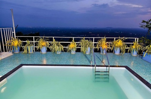 Wadakanchery Villa | Skydale Villa