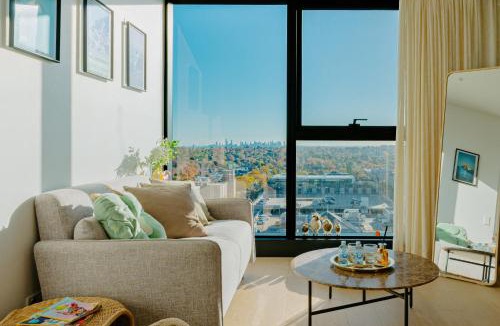 Box Hill Apartment | Skyone Lux 2Bed room Aprt in BoxHill with car park