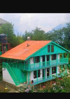 Manali Bed & Breakfast | Snow Pearl entire cottage 4rooms B&B