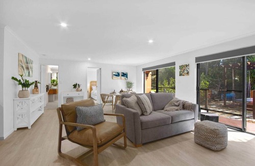 Twin Waters House | Solterra | Luxury 25m Pool, Spa and Coastal Acreage Mudjimba | 5Mins Airport