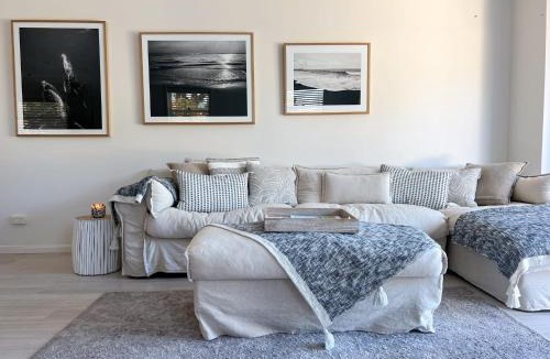 Denhams Beach Apartment | Soulshine Beachside Penthouse