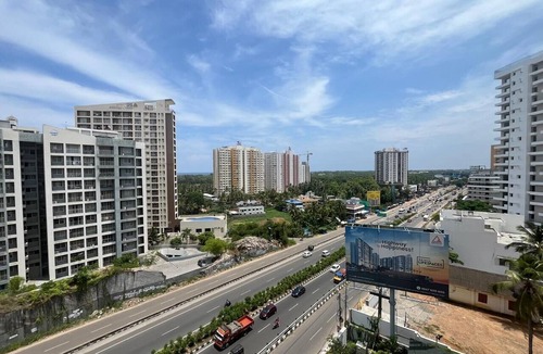 Thiruvananthapuram Apartment | Spacious 3-bedroom apartment in peaceful Thiruvananthapuram with AC