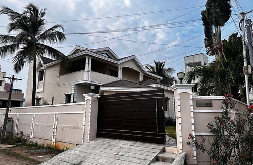 Sadras House | Spacious 5-bedroom bungalow in gorgeous Chennai with AC