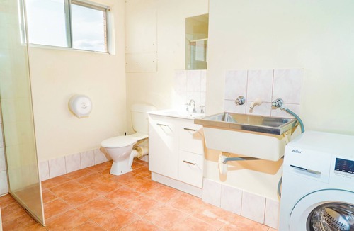 Rivervale Apartment | Spacious & Cosy Self-Contained Apartment