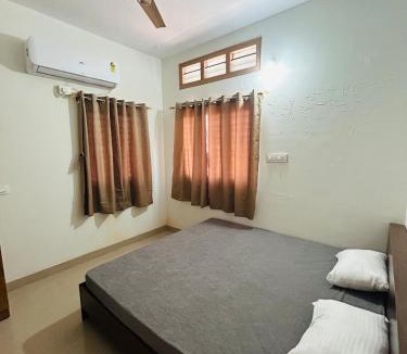 Hubli House | Spacious Family Home near Airport road Hubli