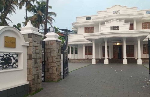 Perumbavoor House | Spacious, fully air-conditioned 4-bedroom ensuite home