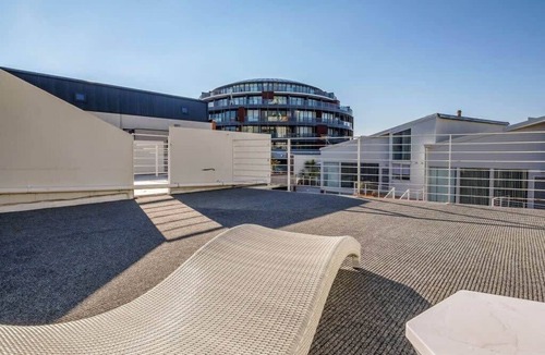 Sullivan's Cove Apartment | Spacious Modern Terrace in the Heart of Hobart CBD