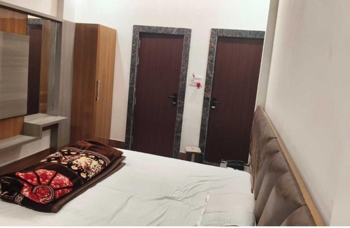 Etawah Hotel | SPOT ON Kanha Hotel