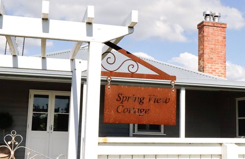 Tenterfield Cottage | Spring View Cottage Tenterfield