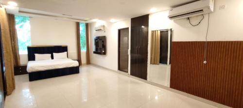 Khattalwada Hotel | Sri Mahal Banquet And Resort