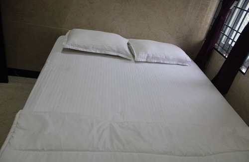 Walajapet Hotel | Srivari Lodge