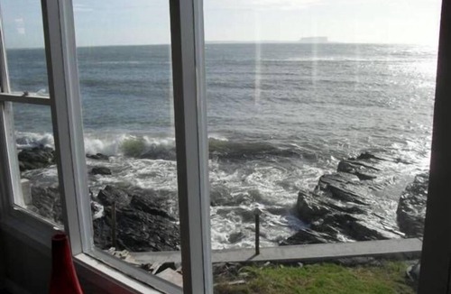 Cowrie Point House | Stanley View Beach House