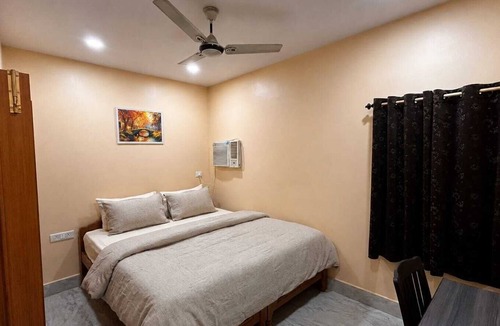 Varanasi Bed & Breakfast | Stay near Kashi Vishwanath Temple
