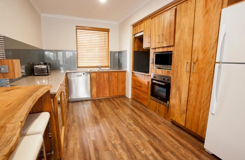 Stirling Estate Villa | Stirling Estate Chalets