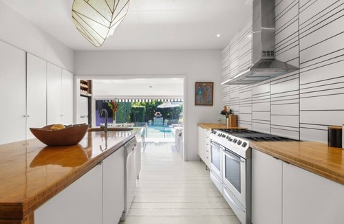 Cairns North House | Stylish Tropical Family Retreat with Private Pool Near Cairns Esplanade